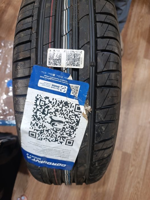Продам новую шину на Дастер