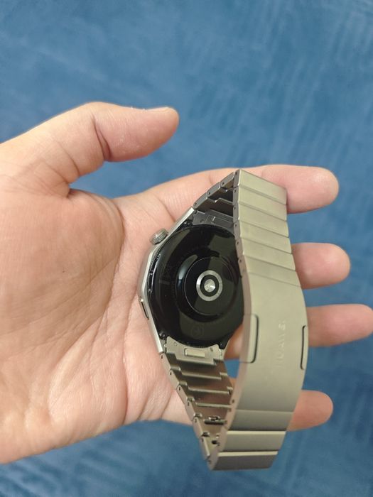 Продам часы Huawei watch gt4