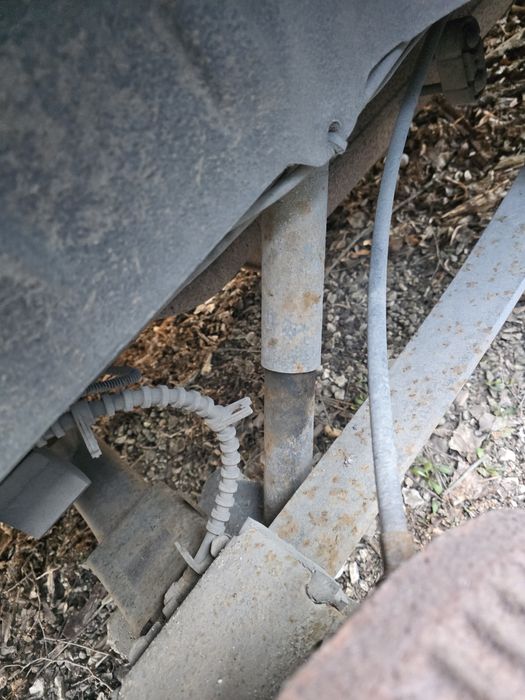 Задни амортисьори за Chrysler Voyager