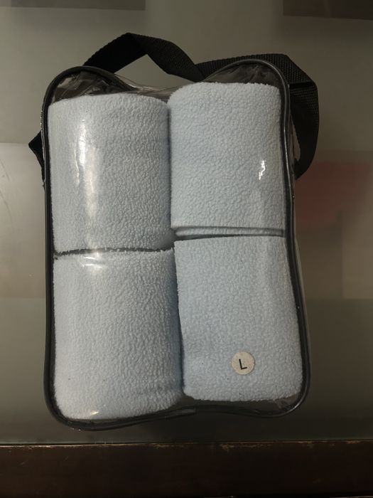 Продам бинты для лошади