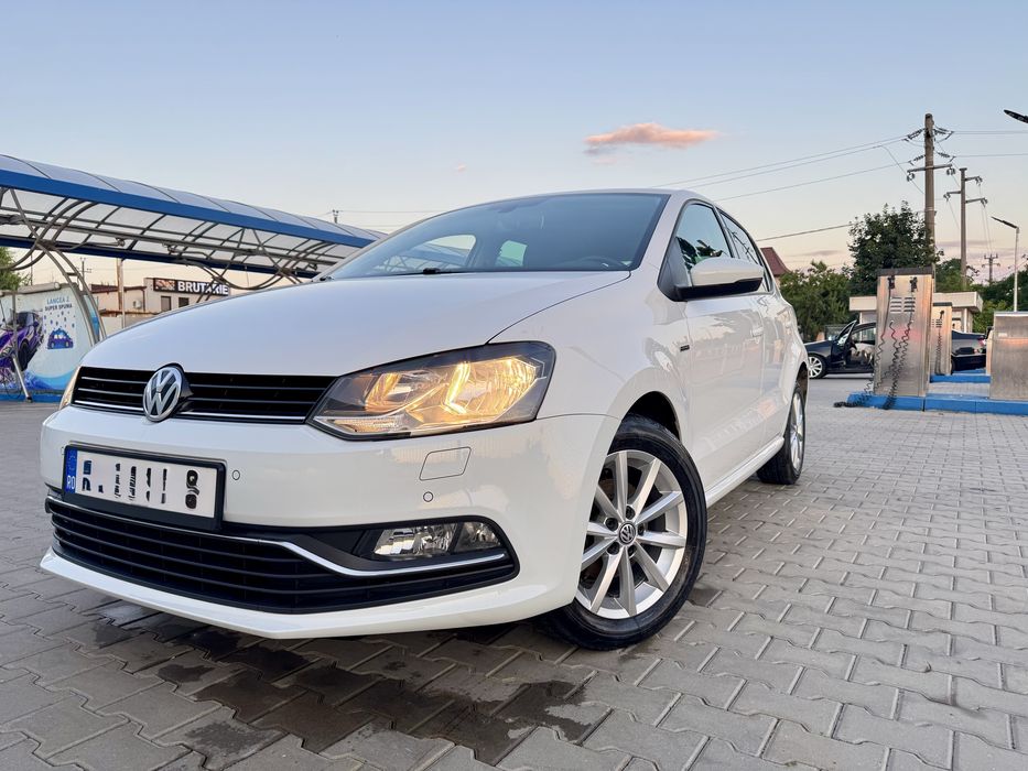 Volkswagen Polo 1.0 MPI Lounge • 2016 • 155.500 km