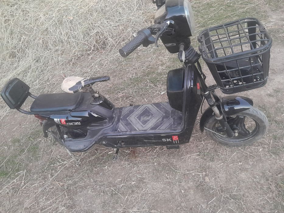 Продам электронный скутор