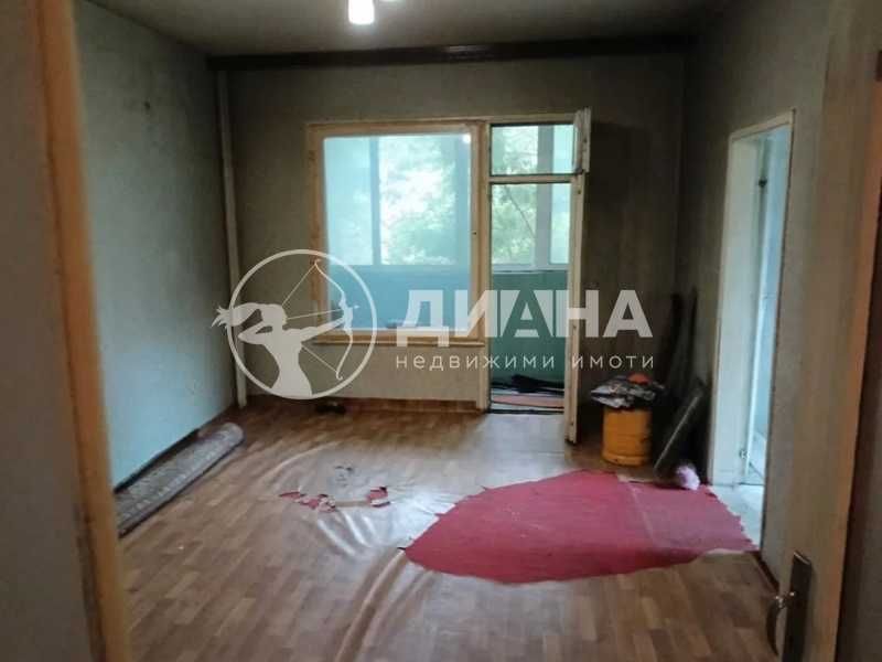 Продава се Тристаен апартамент в Пловдив, Кючук Париж - 69 кв.м за 1377 €/кв.м - Снимка #1