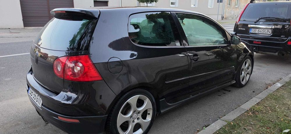 VOLKSWAGEN Golf 2005 — imagine 4