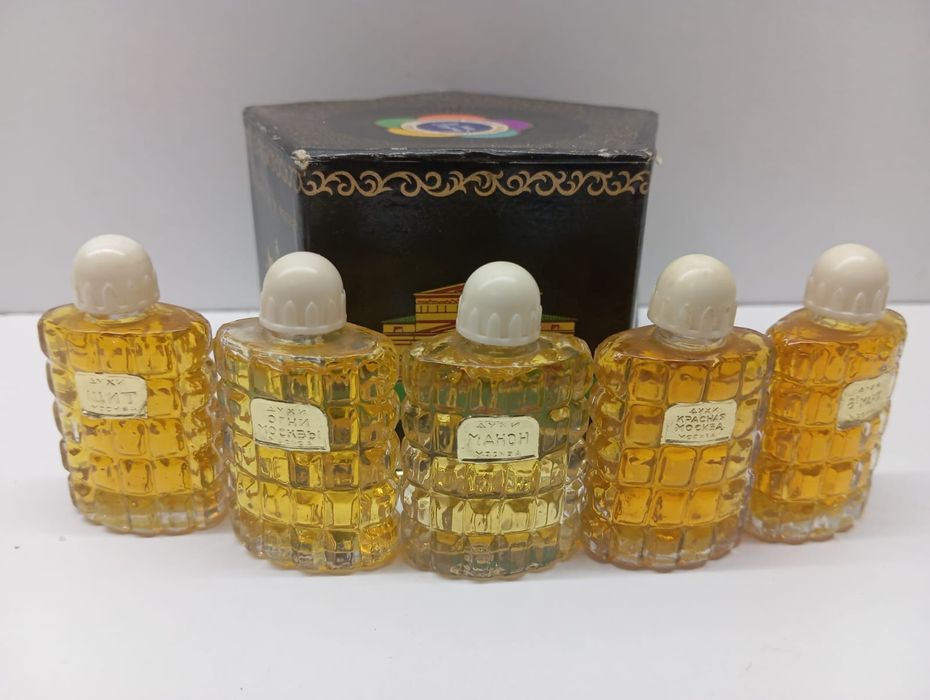 Ретро винтидж парфюм