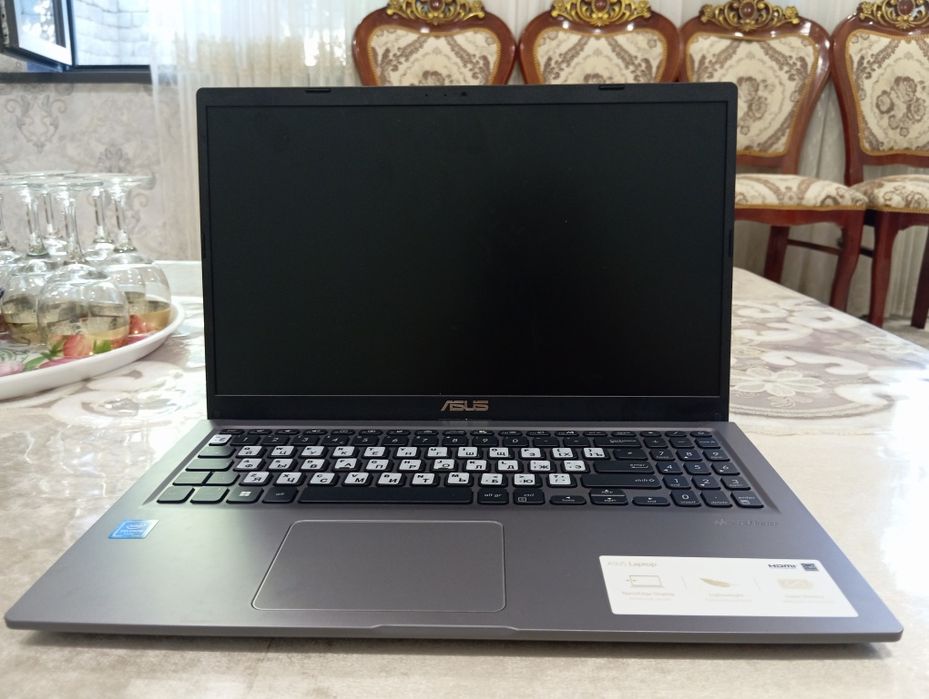 ASUS noutbook sotiladi yaxshi holatda