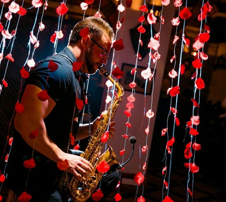 Участник Голос уз Певец Вокалист Саксофон Саксофонист На ваше торжес