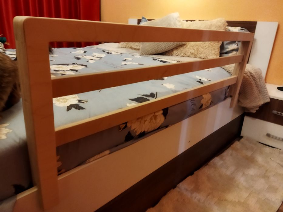 Преграда за легло,Кокетка,Парапет за легло