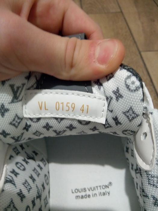 LV skates mărimea 41