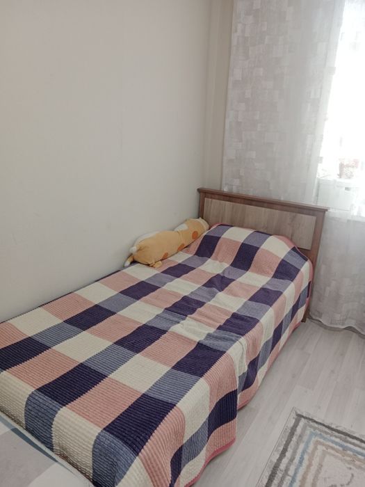 Продам кровать односпальную