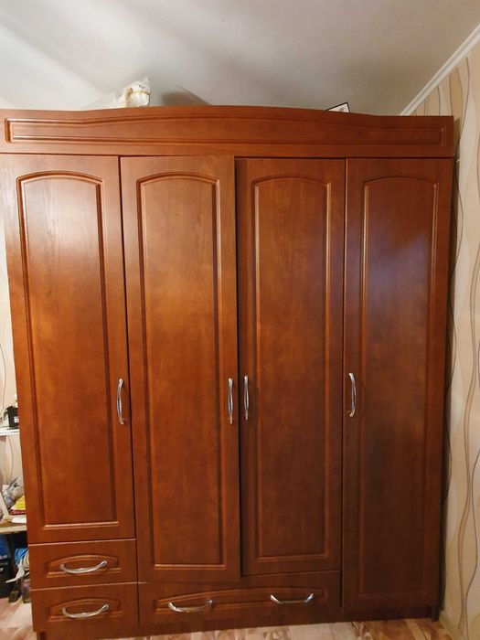 Шкаф в хорошем состоянии