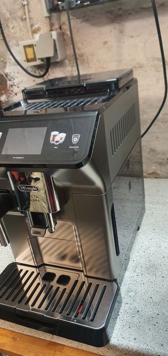 Кафемашина на марка Delonghi Eletta Explore
