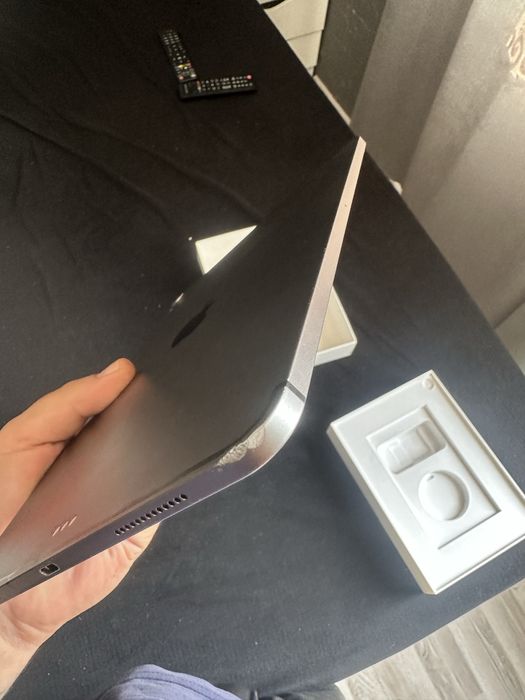 Ipad 11 pro 1st gen 2018 64GB