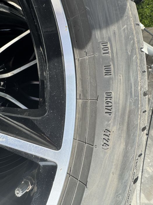 Продавам джанти с гуми за Мерцедес GLS