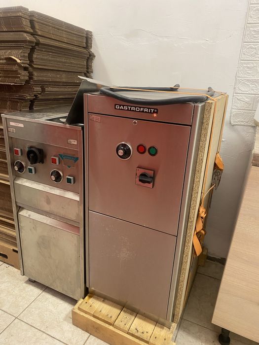 Продава се професионален фритюрник  GASTROFRIT ELM-400 (ШВЕЙЦАРИЯ)