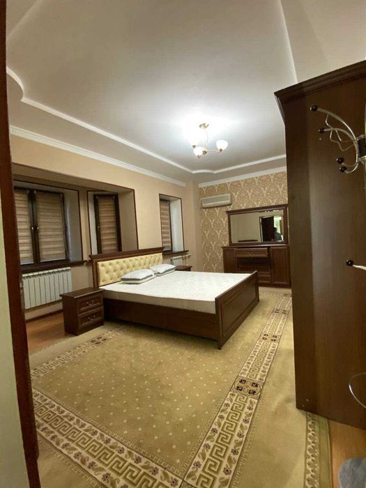 Сдается в аренду элитная квартира в центре города (своя)