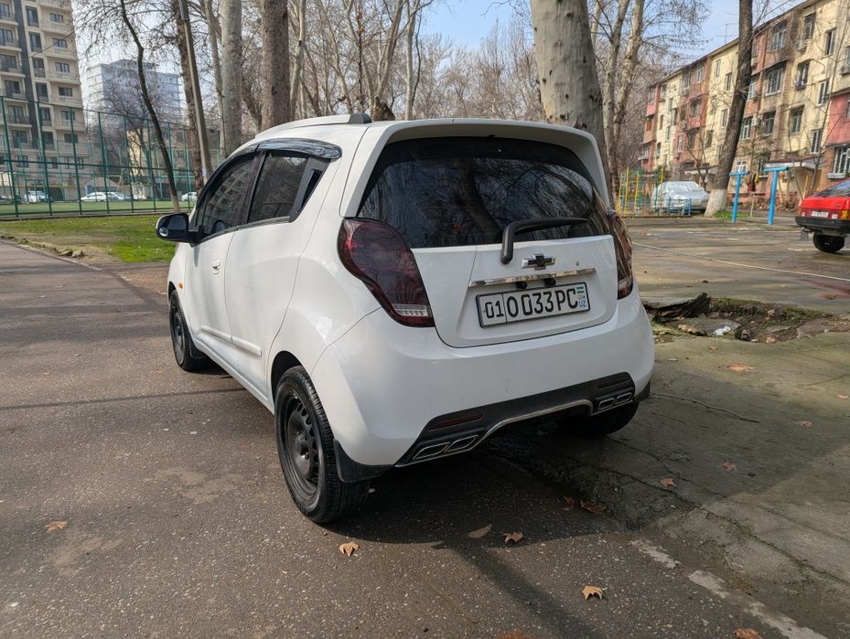 Chevrolet Spark sotiladi