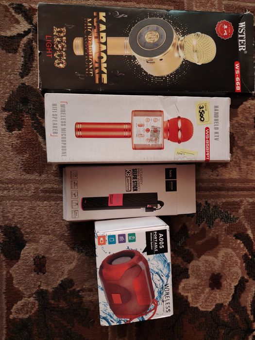 Наушники и детские часы