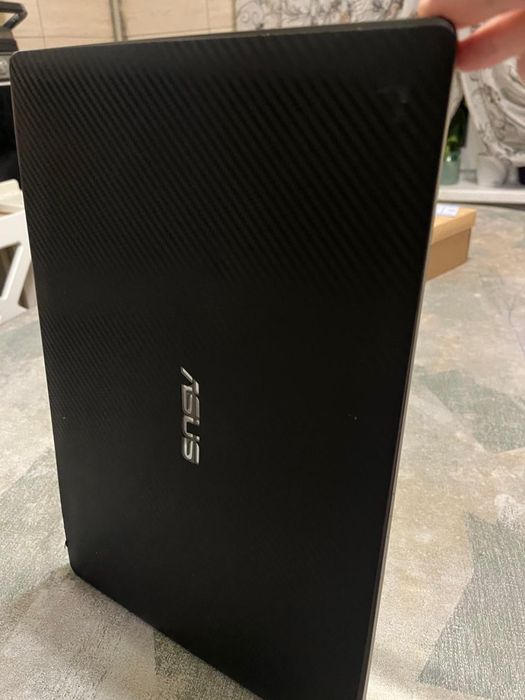 Продам ноутбук ASUS Core i7 / GeForce GTX 850M
