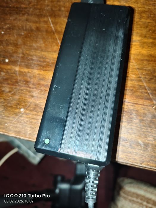 Мини компютър 99%нов