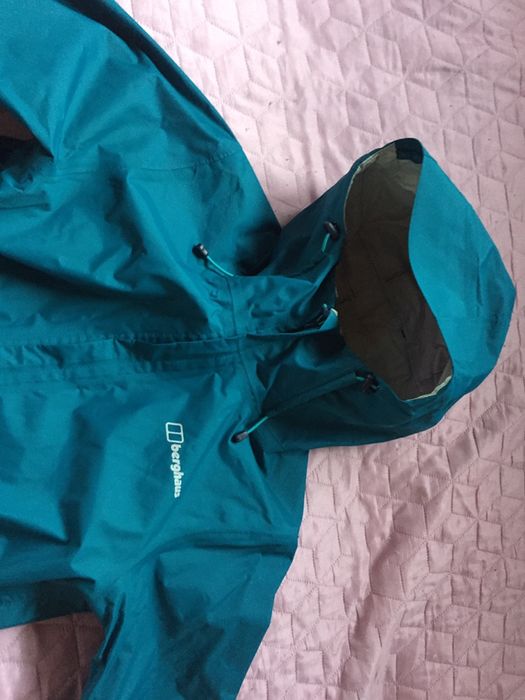 Berghaus ветровка