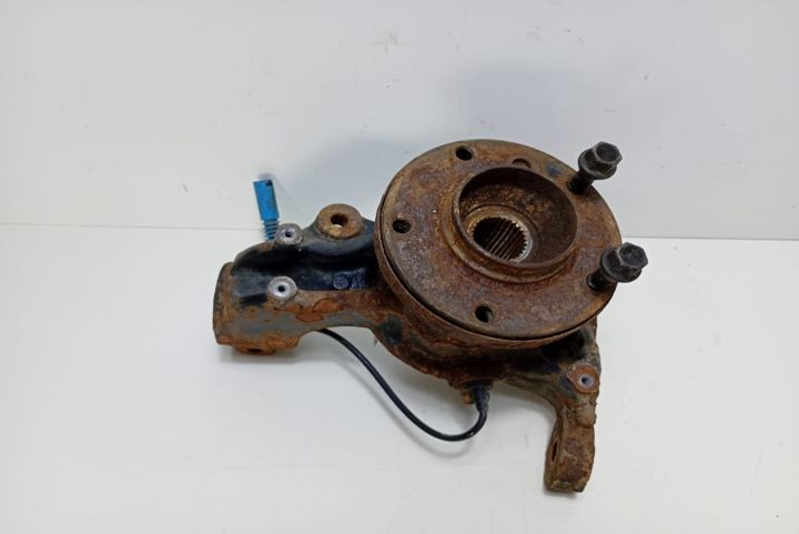 Fuzeta  dreapta fata x drive BMW Seria 3 E90/E91/E92/E93 (facelift) s