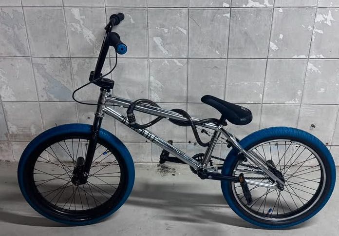 BMX WeThePeople Arcade 20″ — хром, пеги