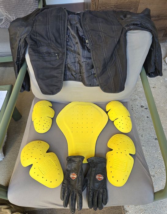 Geaca piele moto dama Revit plus casca Lazer