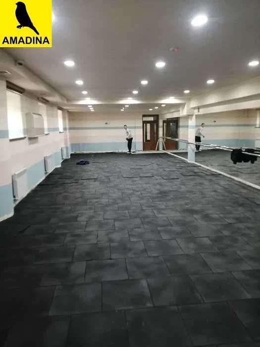 Резиновая покрытие для тренажерный зал в отеле