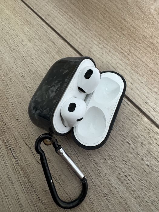 AirPods 3  айрподс3