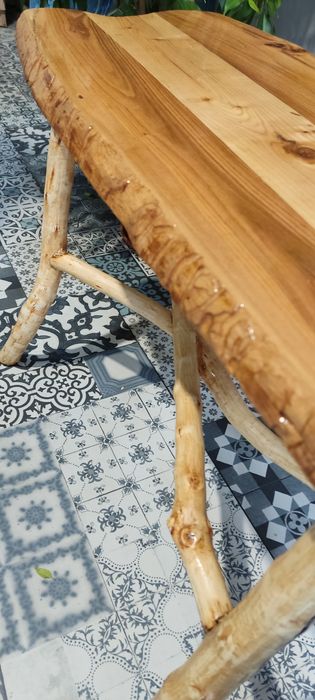 Măsuțe din lemn de cireș ,nuc și visin