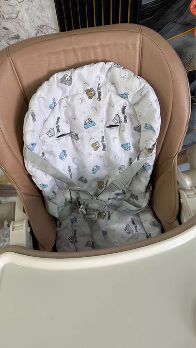 Стулчик для кормления в хоршем сос