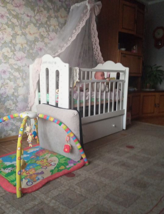 Манеж-маятник для девочки в Алматы