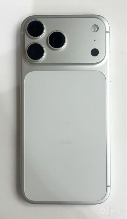 Iphone 17 pro max 256g silver (sim, e-sim)