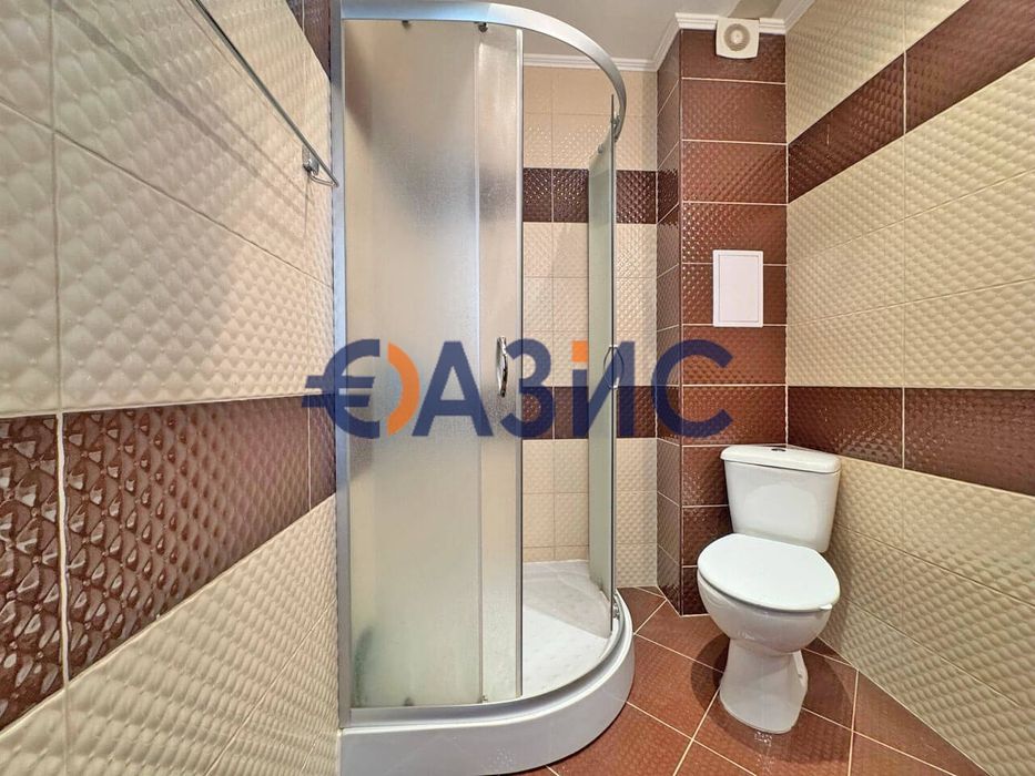 Продава се Двустаен апартамент в к.к. Слънчев бряг - 53 кв.м за 1255 €/кв.м - Снимка #11