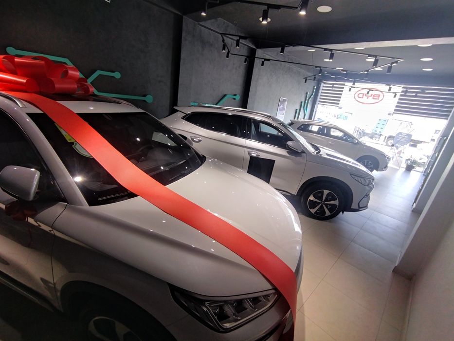 BYD song plus flagship 2023 tayor