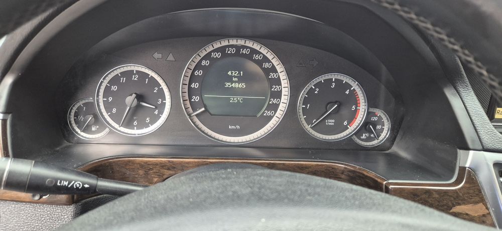 Mercedes E-Class 2010