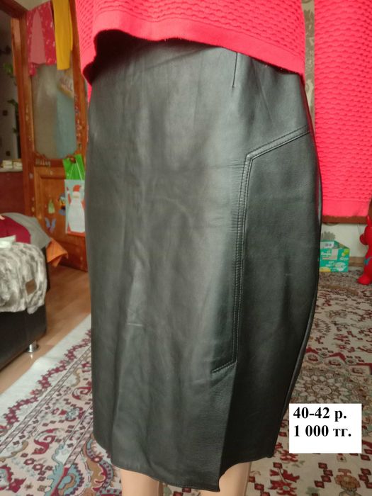 Женская одежда для девушки с размером 42-44
