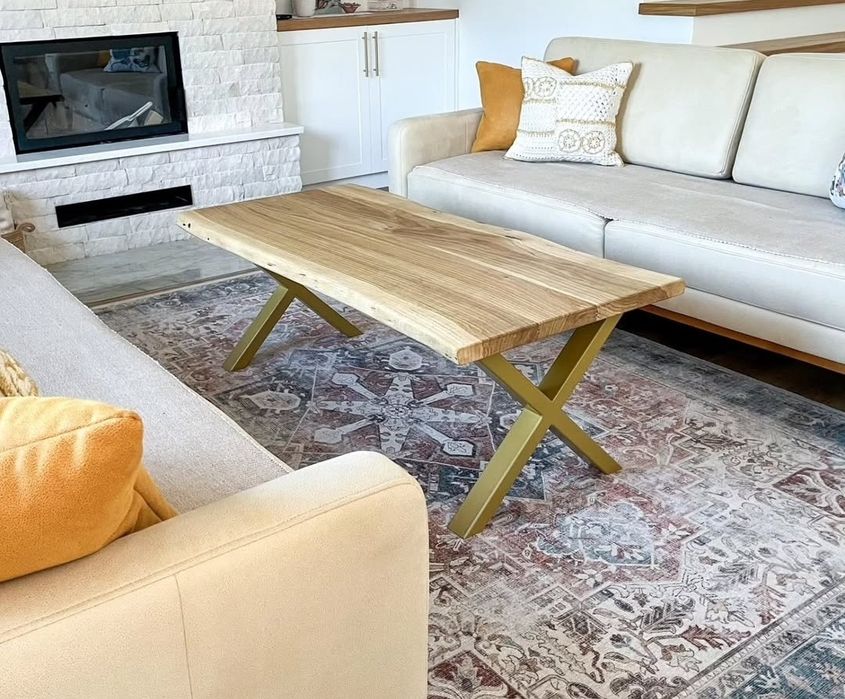 Холна маса от масив