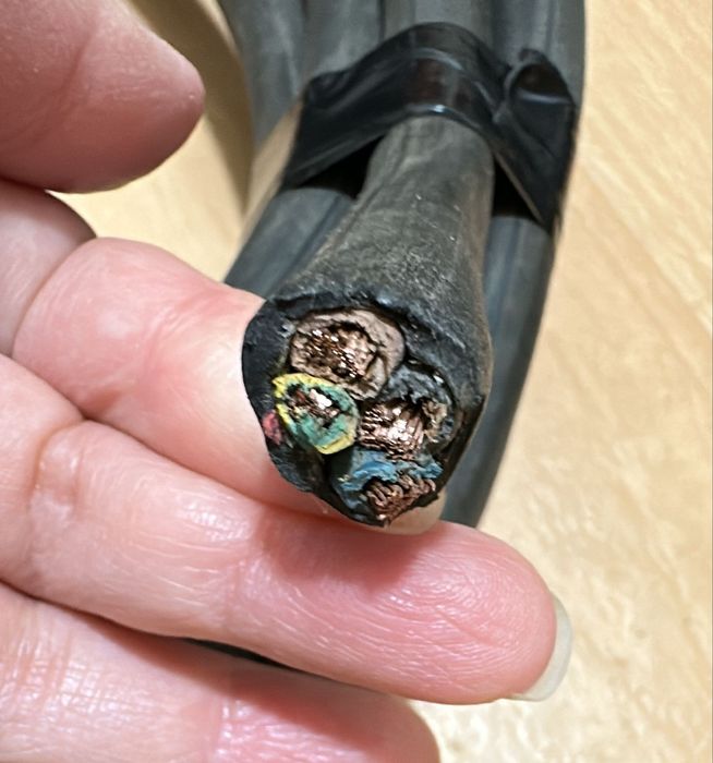 Кабель марки КГ. 4х жильный,