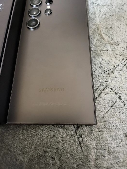 Samsung s24 Ultra, black, отличен