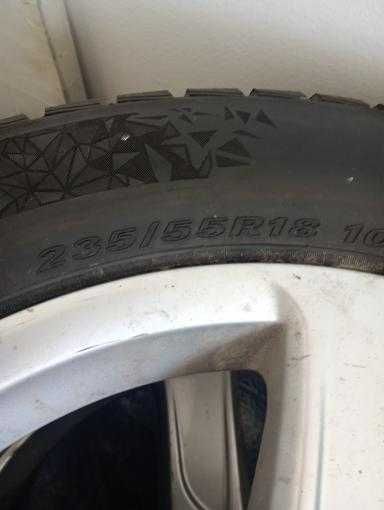 Гуми с джанти за Ауди А3 . Два броя.