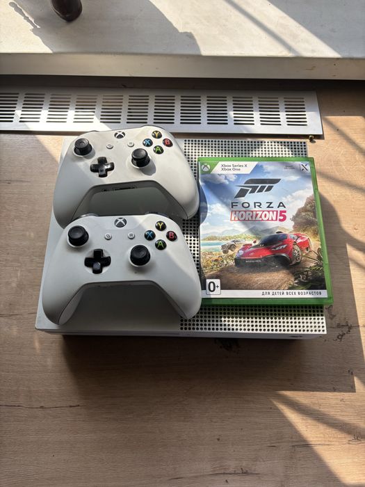 Продам xbox one s