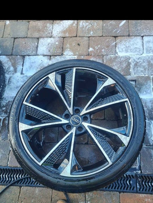 R22 Джанти с гуми за Audi