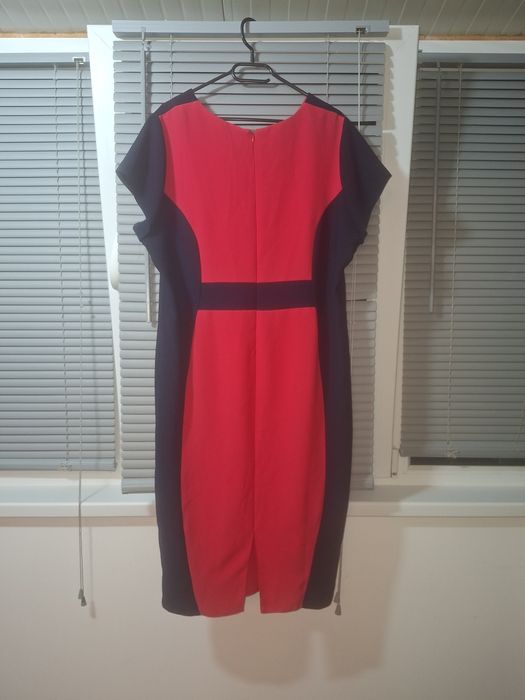 Rochie elegantă.