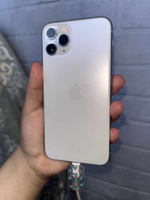 Продам айфон 11 про без коробки