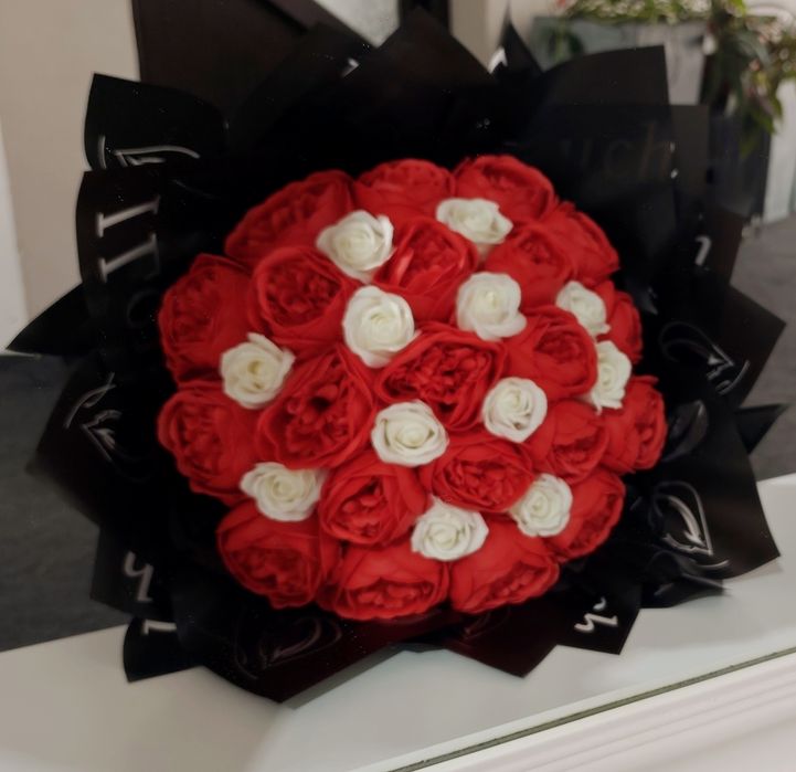 Buchete de Flori Handmade: 
buchet este o operá de arta, realiz