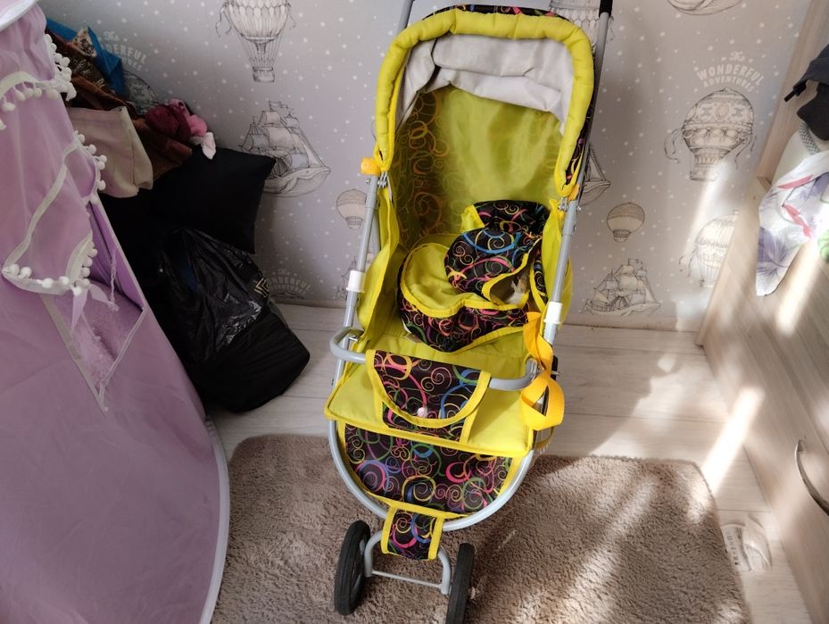 Продам коляску для кукол