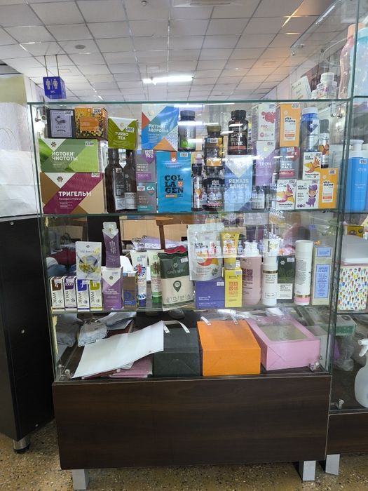 витрины в отличном состоянии