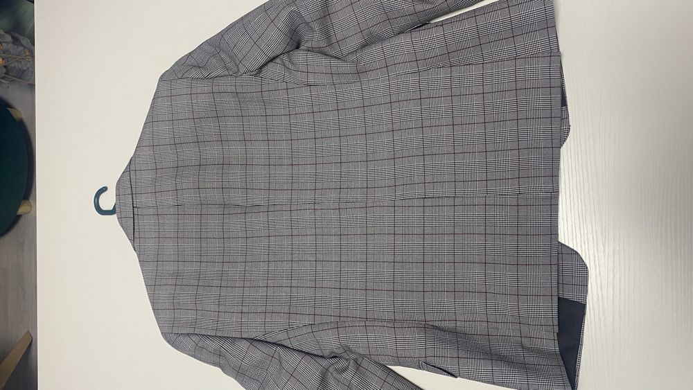 Costum Suvari ideal pentru 1,65m